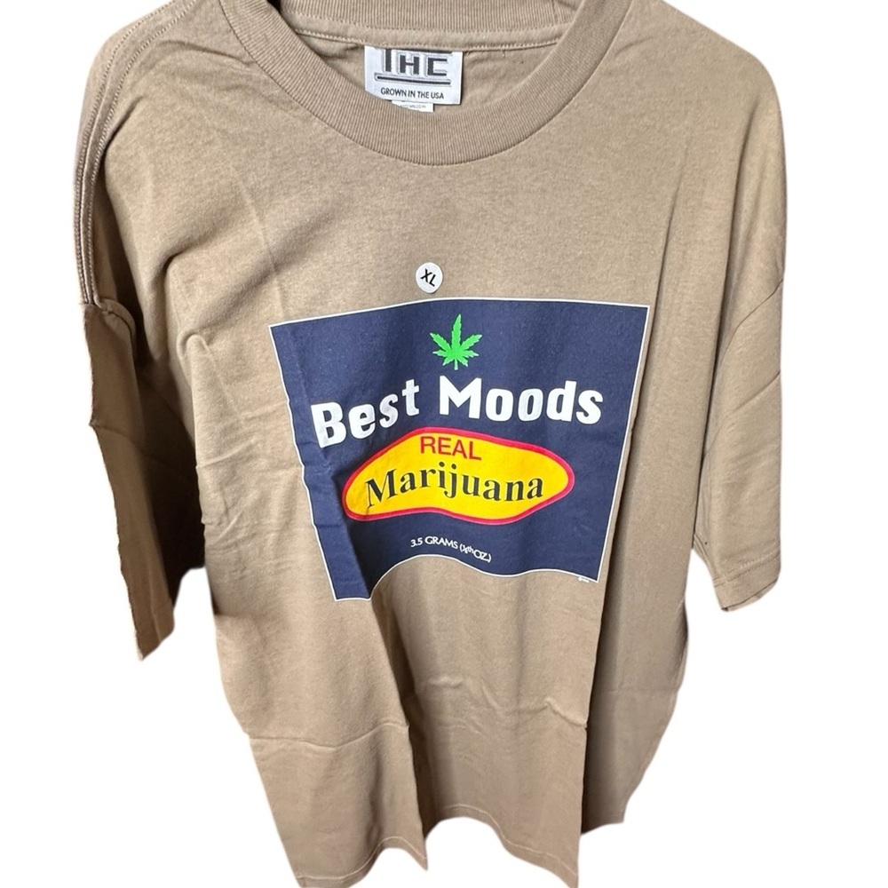 Unisex Size XL  Men’s THC Khaki Graphic T-Shirt